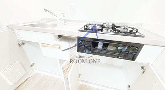 トーカンマンション日暮里の収納|キッチン下収納です。