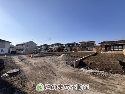 【前面道路含む現地写真】 | グラファーレ宇都宮市上戸祭2期　2号棟 | 前面道路含む現地写真