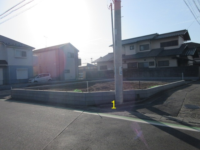 【仲介手数料無料】新築戸建　東松山市松葉町3-11-32（全2棟）の前面道路含む現地写真