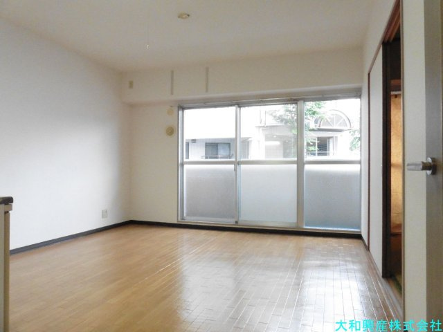 コンフォートソシアKの居間・リビング