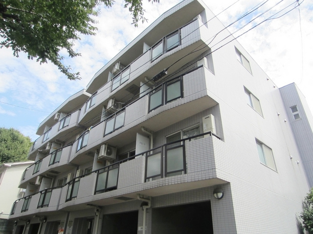 アルファ王子本町ＷＥＳＴのその他|綺麗なタイル張りのマンションです。