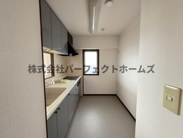 ダイアパレス枚方サウスピアのキッチン|お料理しやすいキッチンです