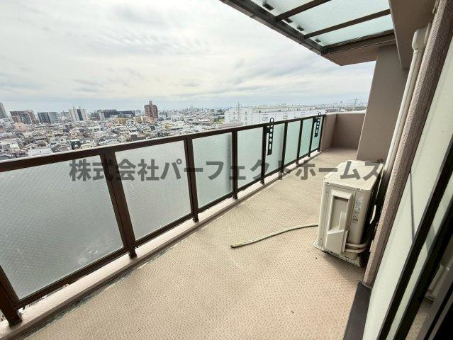 ダイアパレス枚方サウスピアのバルコニー|落ち着いた時間を過ごせるバルコニーです