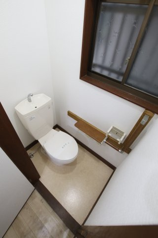 【トイレ】 | 堺市東区日置荘西町5丁車庫付貸家