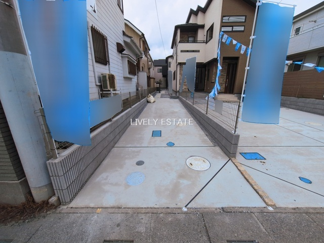 越谷市宮本町3丁目 新築分譲住宅 全4棟 3号棟の駐車場