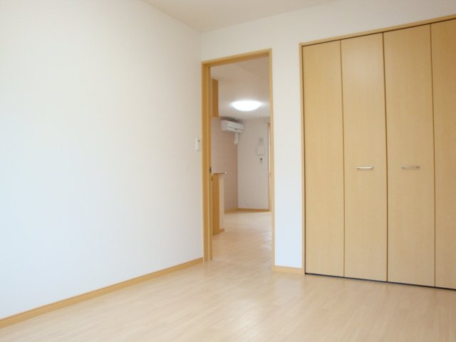 アネックス小向の収納|クローゼット（イメージ）