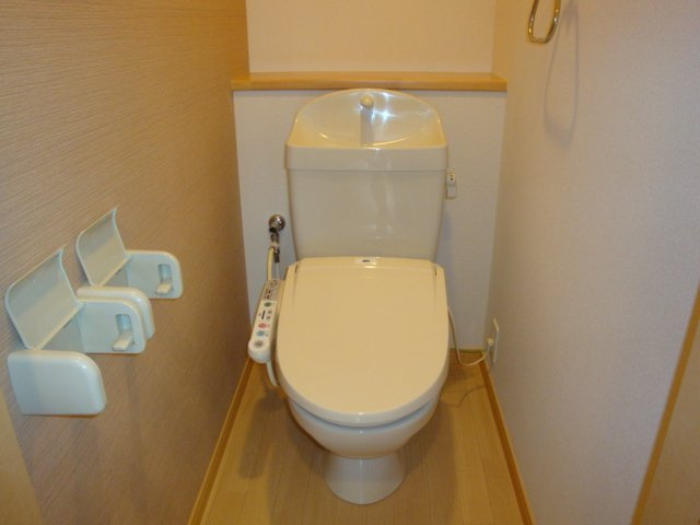 アネックス小向のトイレ|シャワー付トイレ（イメージ）