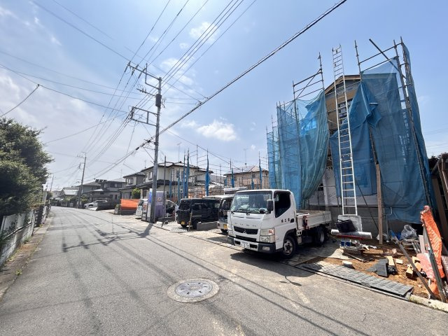 【ブルーミングガーデン】宇都宮市五代2丁目 全3棟の前面道路含む現地写真|〇分譲地〇
周辺環境が充実しております。
道路の配置や道の広さ日当たりなど、ぜひ現地もご確認ください！
弊社営業が同行してご案内も可能です☆
※2026年4月撮影