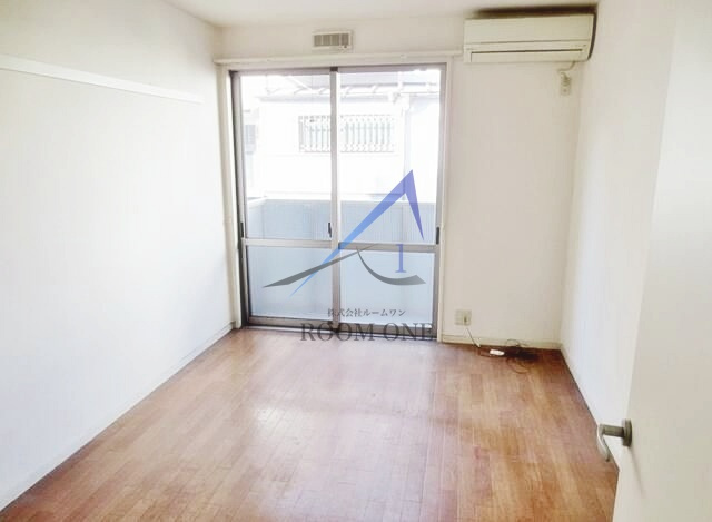 コメットKKⅥの居間・リビング|洋室のお部屋です。