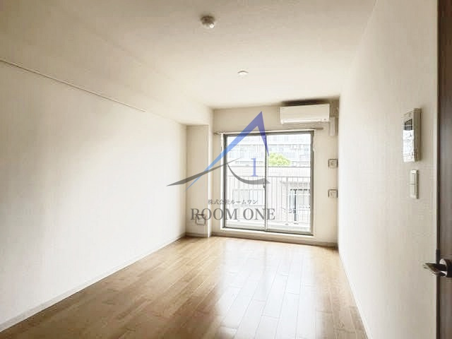 スカイグランデ八広Ａ棟の居間・リビング|洋室のお部屋です。