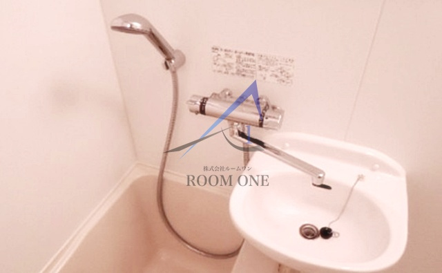 EXZA REGALO 西日暮里の浴室|お風呂です。