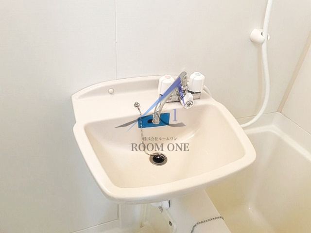 サンテミリオン大塚壱番館の洗面所|洗面台です。