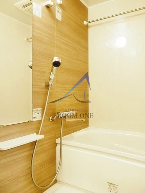 ルーブル小竹向原参番館の浴室|お風呂です。