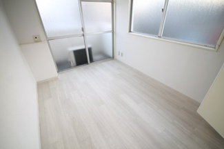 クロス・フロアタイル新規張替！！