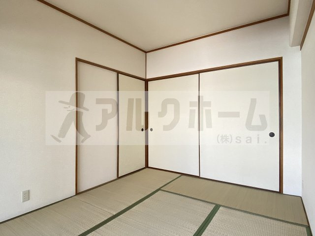 メゾン大邦国分の和室