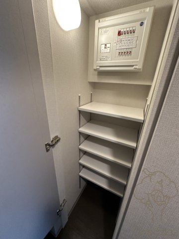 エスリードレジデンス ザ・グラン大阪ノアの玄関