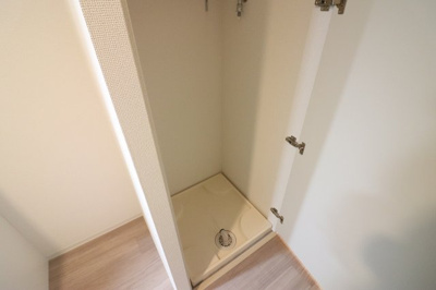 【設備】 | セレニテ京橋クレア | 室内に洗濯機置けます