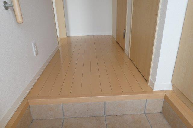 アクアヴィーヴォBの玄関