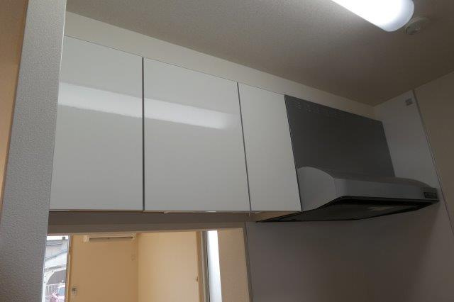 アクアヴィーヴォBのキッチン|吊戸