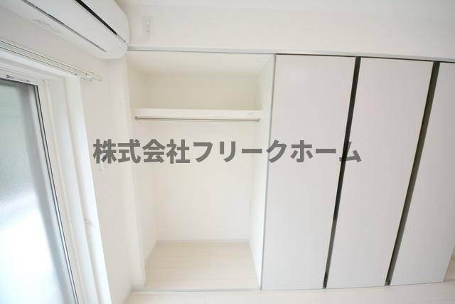 小金井市中町２丁目のアパートの収納