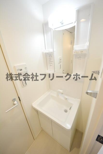 小金井市中町２丁目のアパートの洗面所