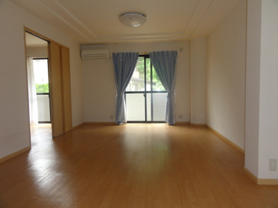 【居間・リビング】 | ハイツエスポア | リビング②