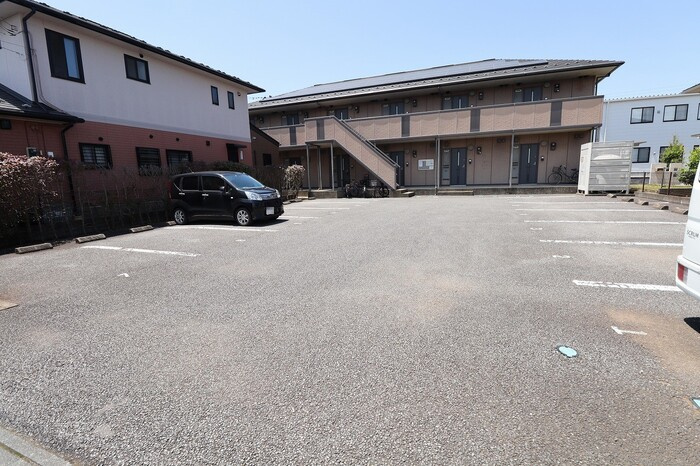 AdoniS.Ⅰ（ｱﾄﾞﾆｽ・ﾜﾝ）の駐車場|駐車場