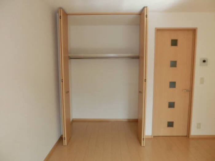 AdoniS.Ⅰ（ｱﾄﾞﾆｽ・ﾜﾝ）の収納|クローゼット