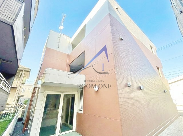 Ｙ＆Ｔのエントランス|エントランスです。