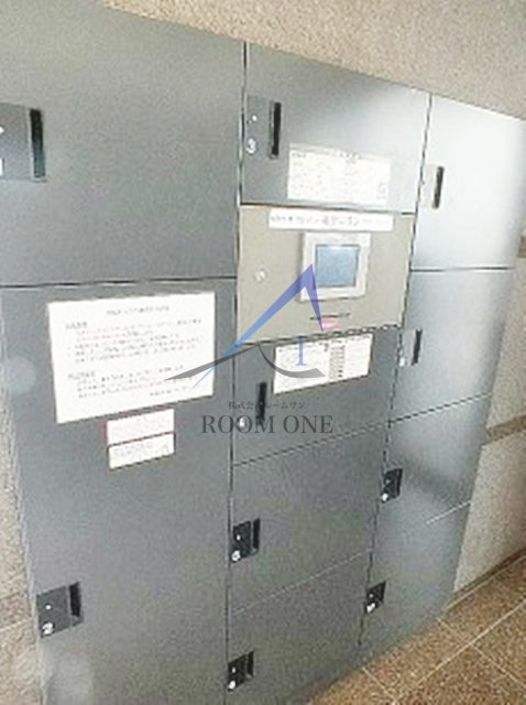 ルーブル飯田橋のその他共用部分|宅配ボックスです。