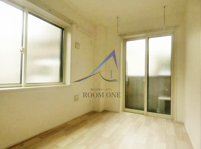 セレナ両国の居間・リビング|洋室のお部屋です。