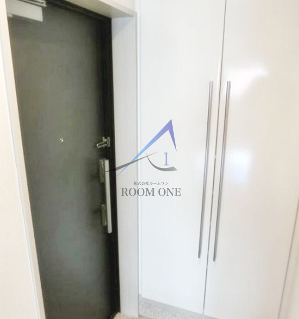 アヴィニティー両国の玄関|玄関です。