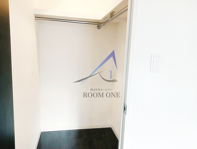 ルシエル本町の収納|ウォークインクローゼットです。