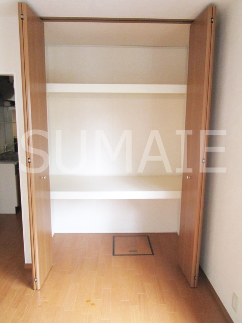 ドゥポンスの収納|クローゼット広いです♪