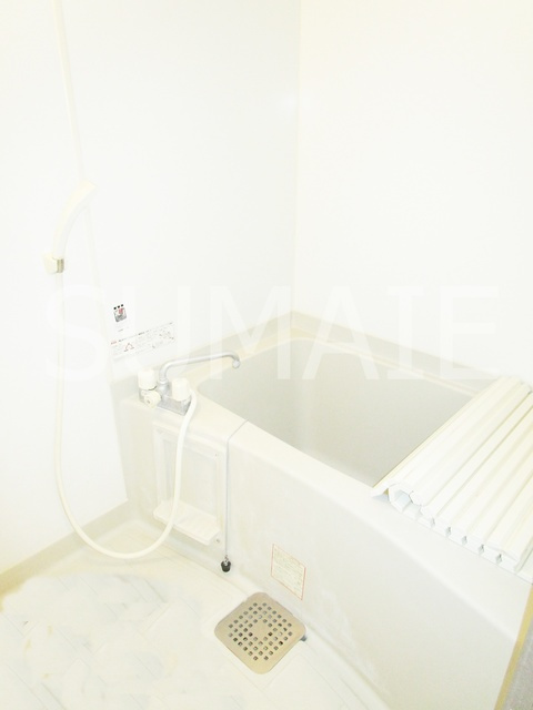 ドゥポンスの浴室|バスルームです☆