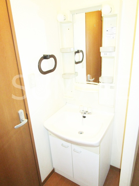 ドゥポンスの洗面所|嬉しい独立洗面台☆