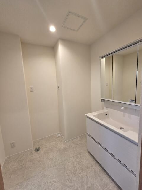 リュクサンブール道灌山の洗面所