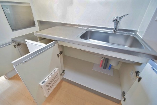 コスモ　ガーデンのキッチン|プロパンガス