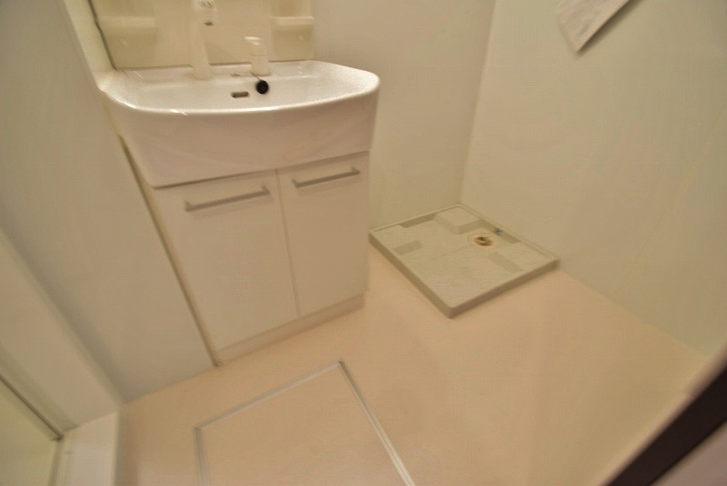 コスモ　ガーデンの洗面所|室内洗濯機置場