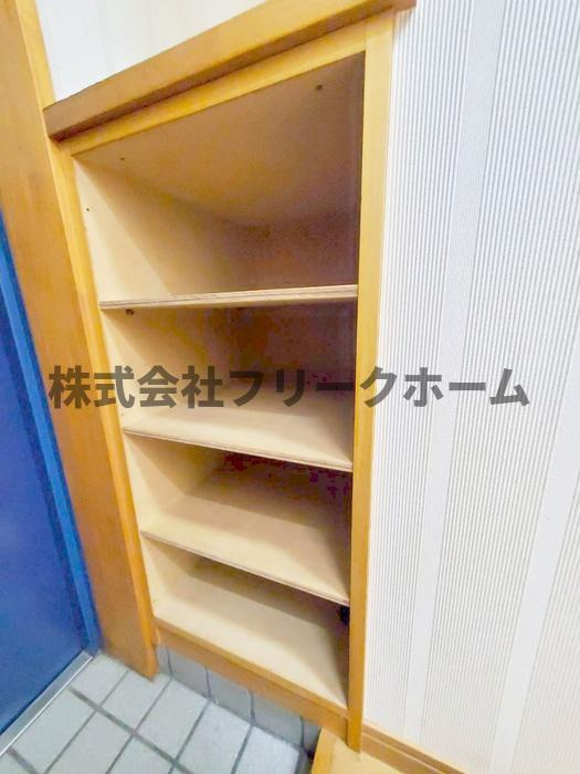 武蔵野市吉祥寺北町３丁目の賃貸マンションの収納