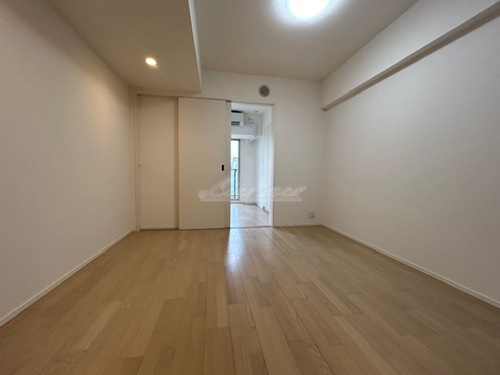 【寝室】ＷＯＲＶＥ横浜伊勢佐木町