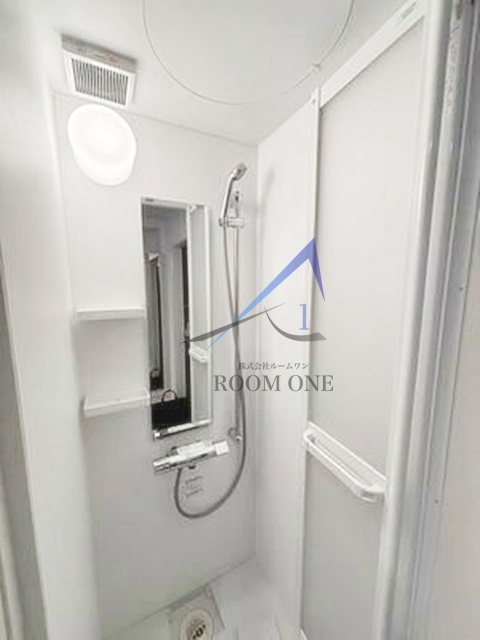 ハレテラス平和台の浴室|シャワールームです。
