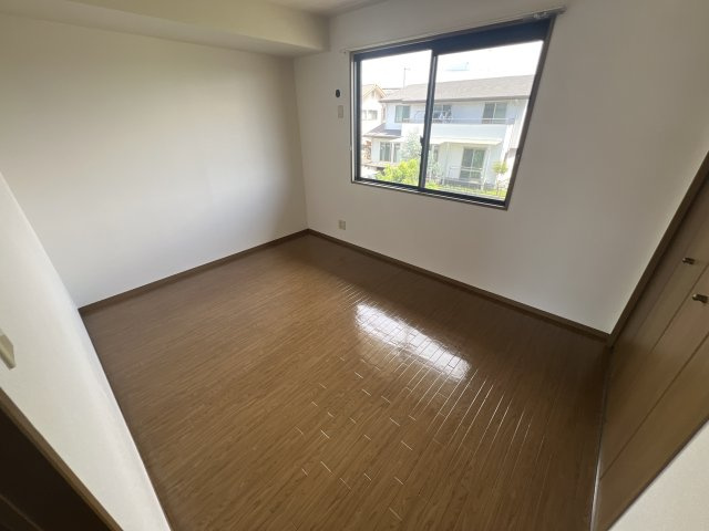 ビゴレ雅Ｂ棟の子供部屋