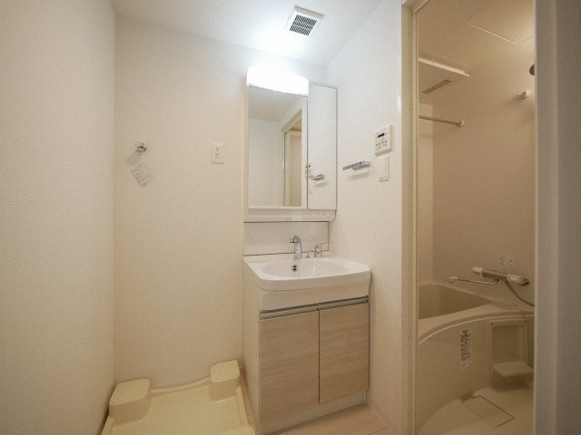 大阪市北区大淀北１丁目の賃貸マンションの洗面所