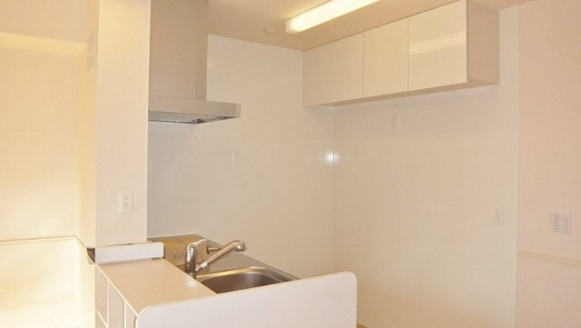 サリジエ　Ｃ棟の設備|上部に棚あります