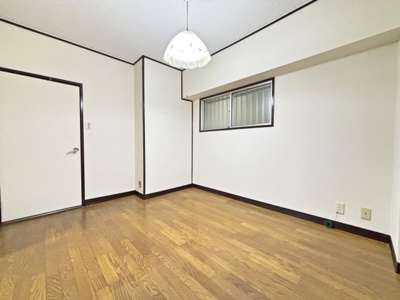 【洋室】 | シェトア園田第一 | 5.８帖の洋室