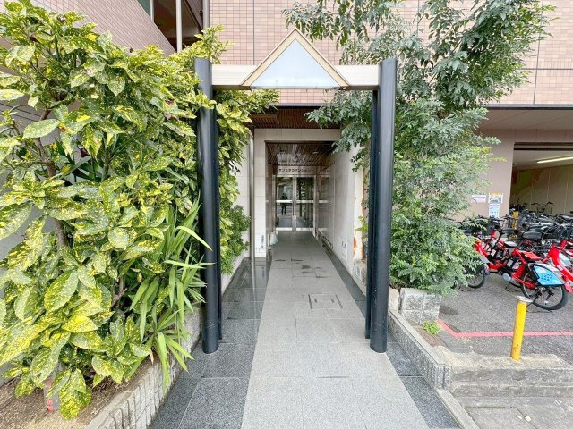 サンユタカマンションのエントランス