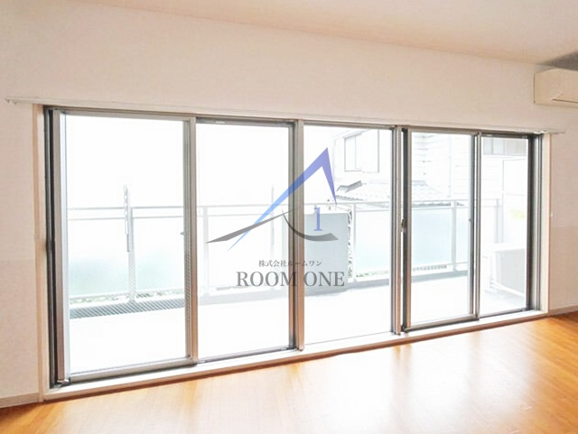 Ｅｖｅｒ　Ｇｒｅｅｎのバルコニー|バルコニーです。