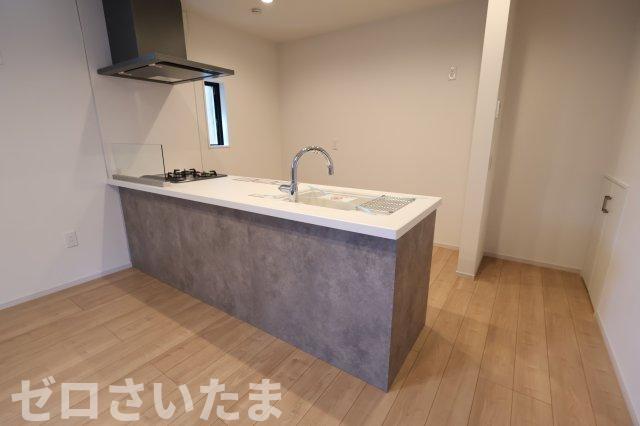 《仲介手数料無料》南区白幡６丁目5-3新築一戸建てKEIAI GRACEのキッチン