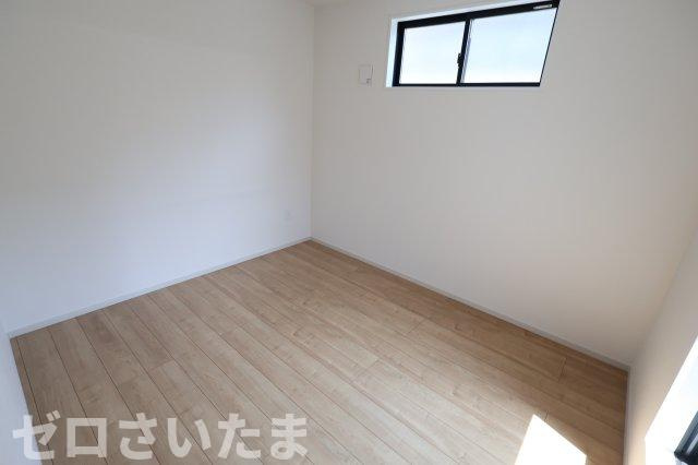 《仲介手数料無料》南区白幡６丁目5-3新築一戸建てKEIAI GRACEの洋室